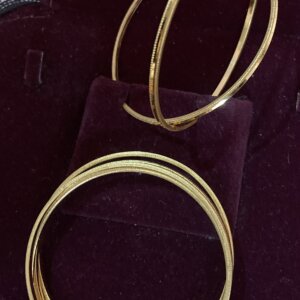 Plain Gold Finish Bangles (6 Pieces) – Traditional Lightweight Daily-Wear Bangles for Women